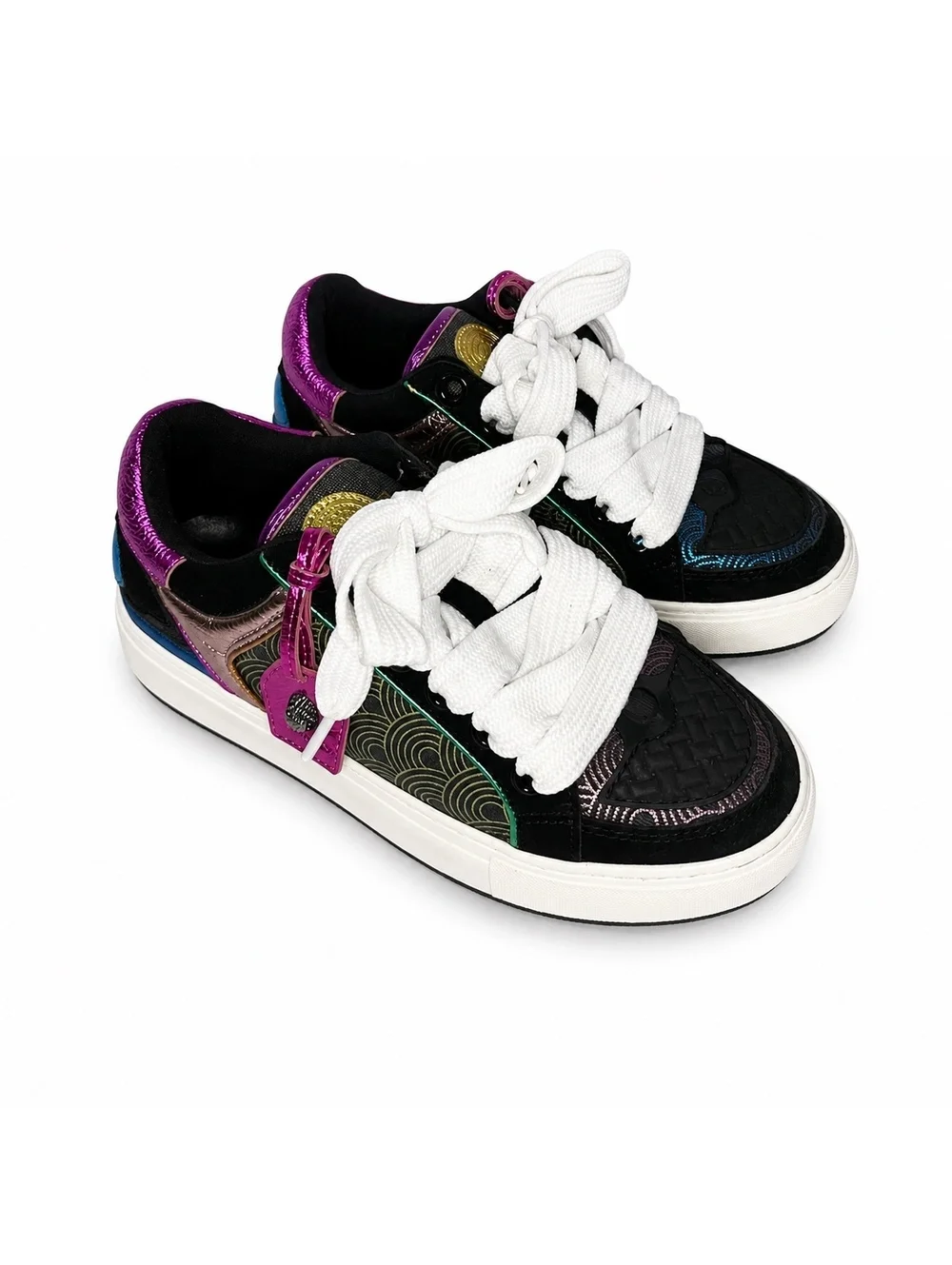 Kurt Geiger step out